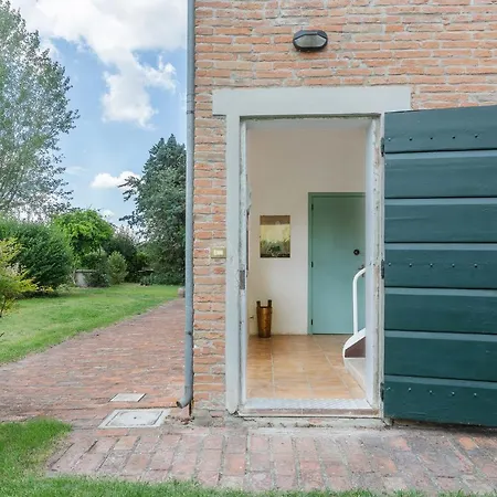 Casolare Di Campagna Con Parcheggio E Giardino Apartment