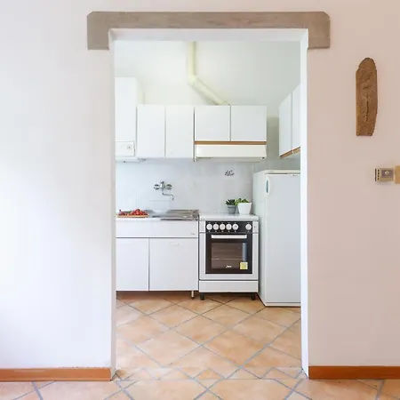 Casolare Di Campagna Con Parcheggio E Giardino Apartment
