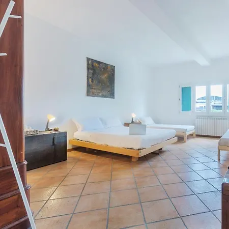 Casolare Di Campagna Con Parcheggio E Giardino